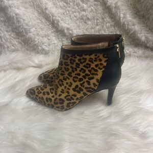 Adrienne Vittadini leather calf hair Chita print ankle boots black trim SZ7.5M